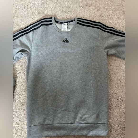 Adidas Crewneck Sweatshirt S - Picture 2 of 3